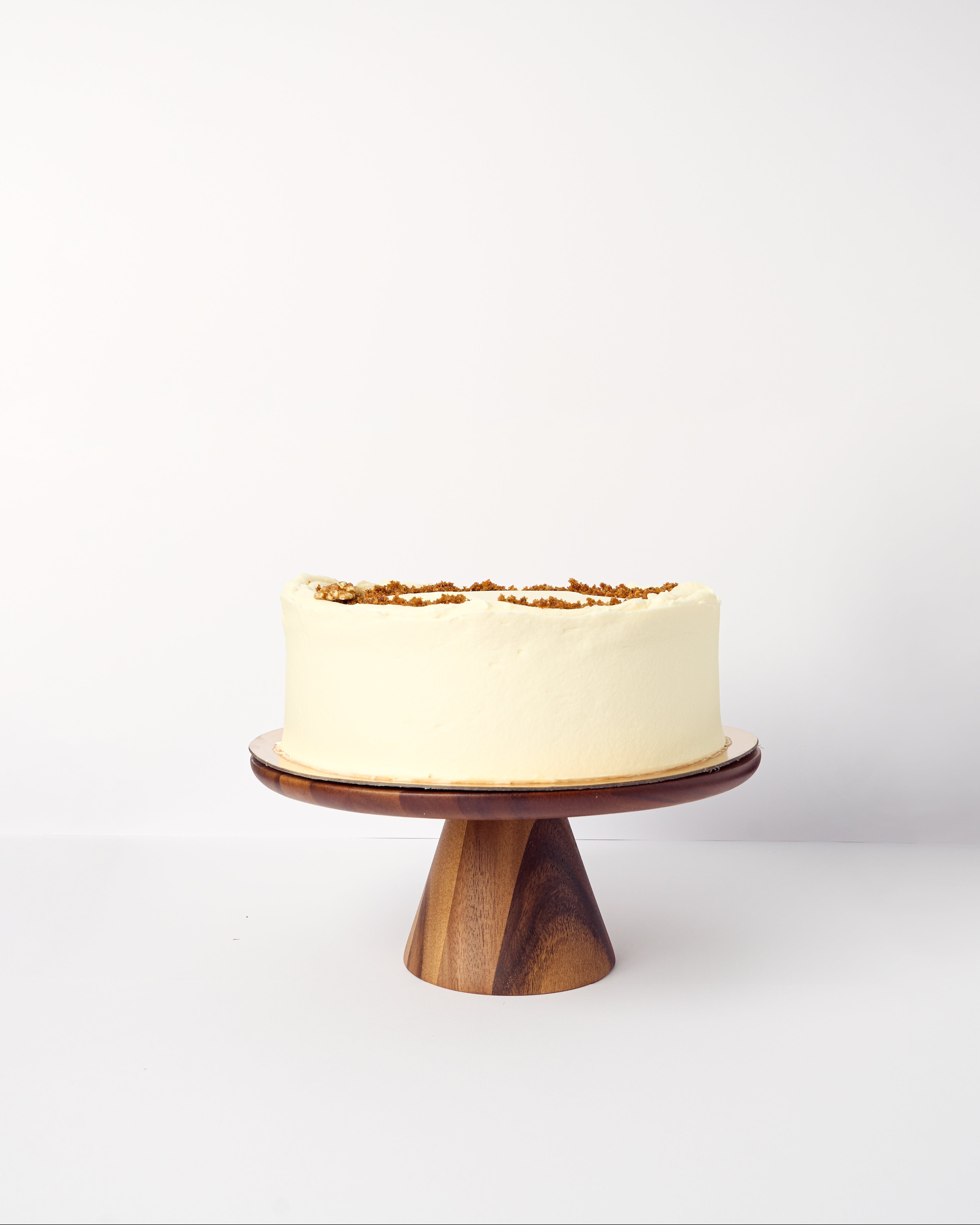 Hele taart | Carrot Walnut Cake